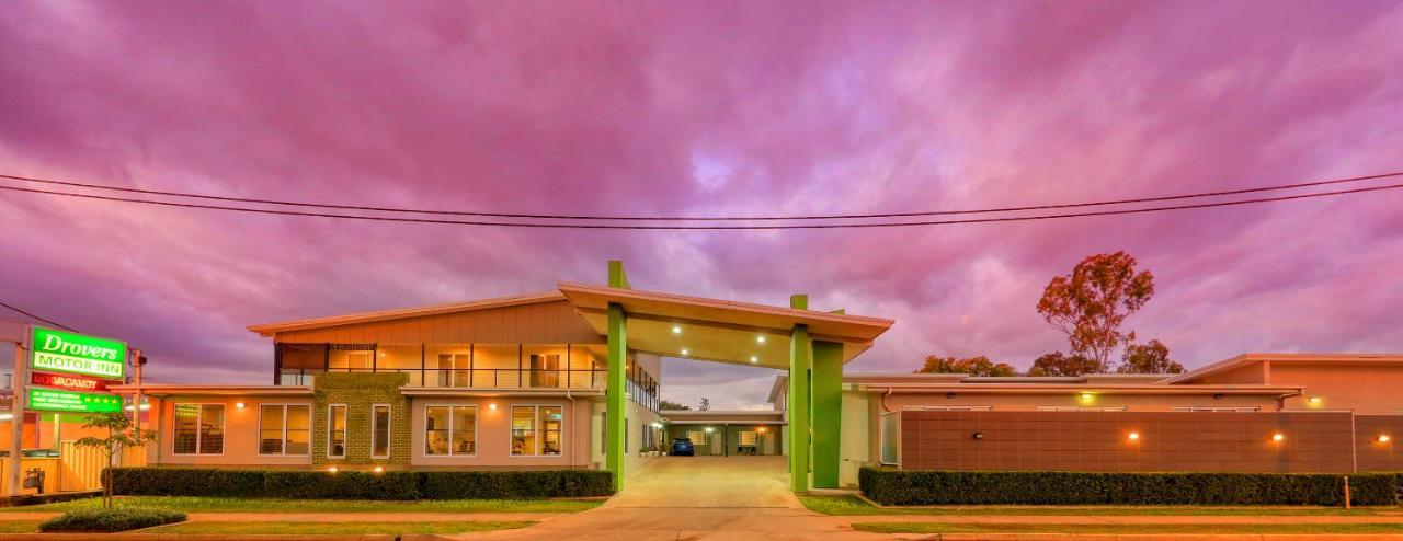 Drovers Motor Inn 달비 외부 사진