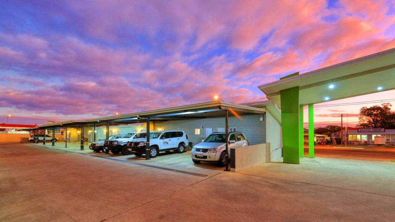 Drovers Motor Inn 달비 외부 사진